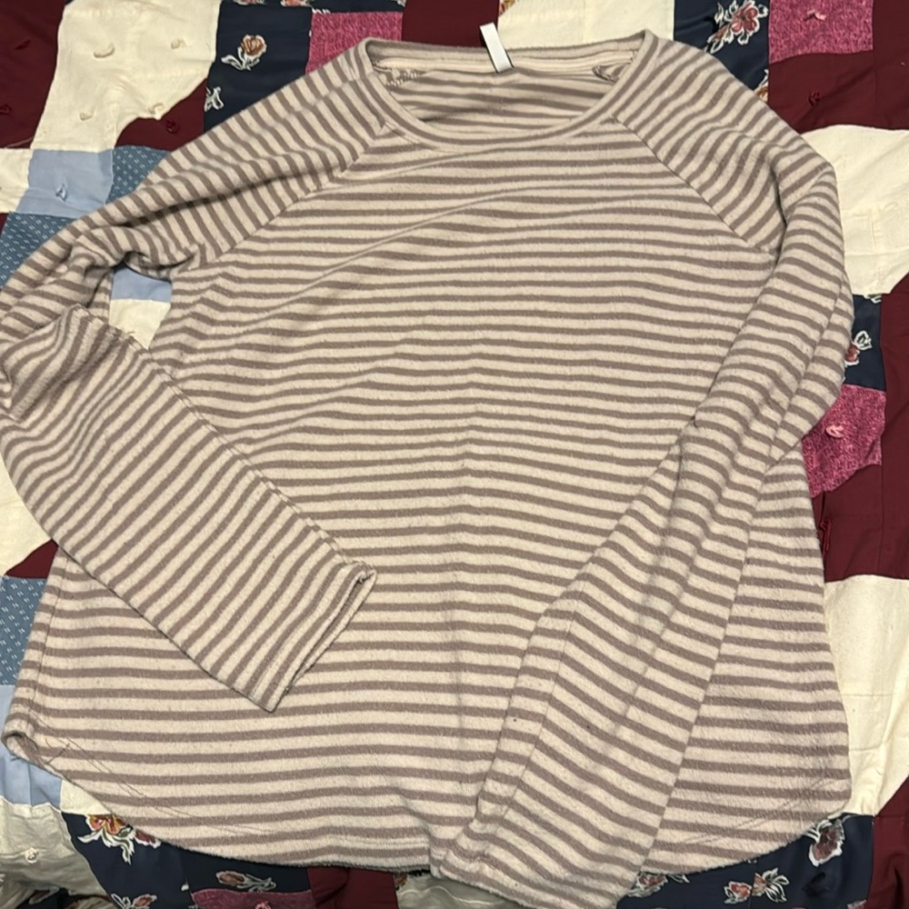 Zsupply sweater super soft size medium